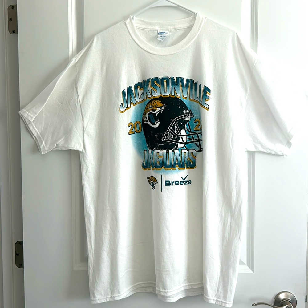 Men’s Jaguars shirt